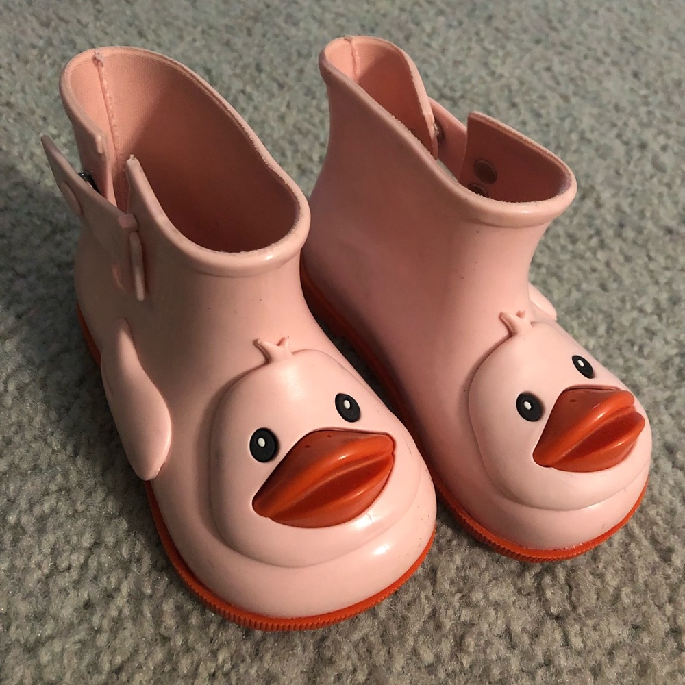 Kids shoes